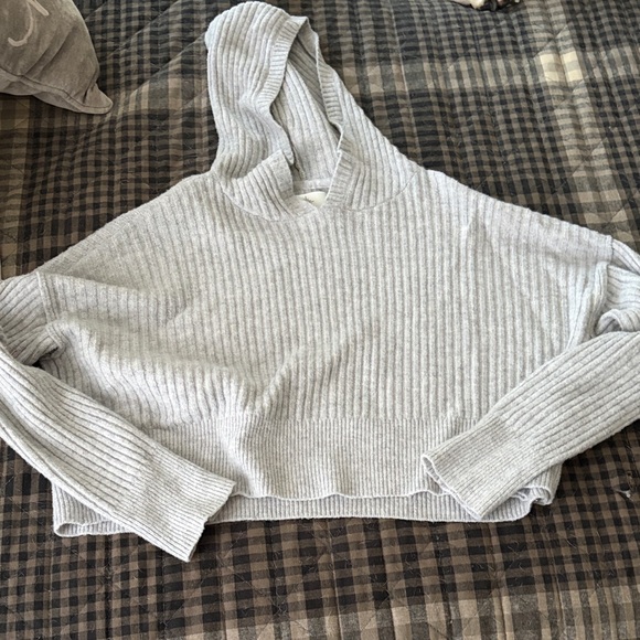 Aerie Light Gray V-Neck Hooded Sweater - Picture 3 of 4